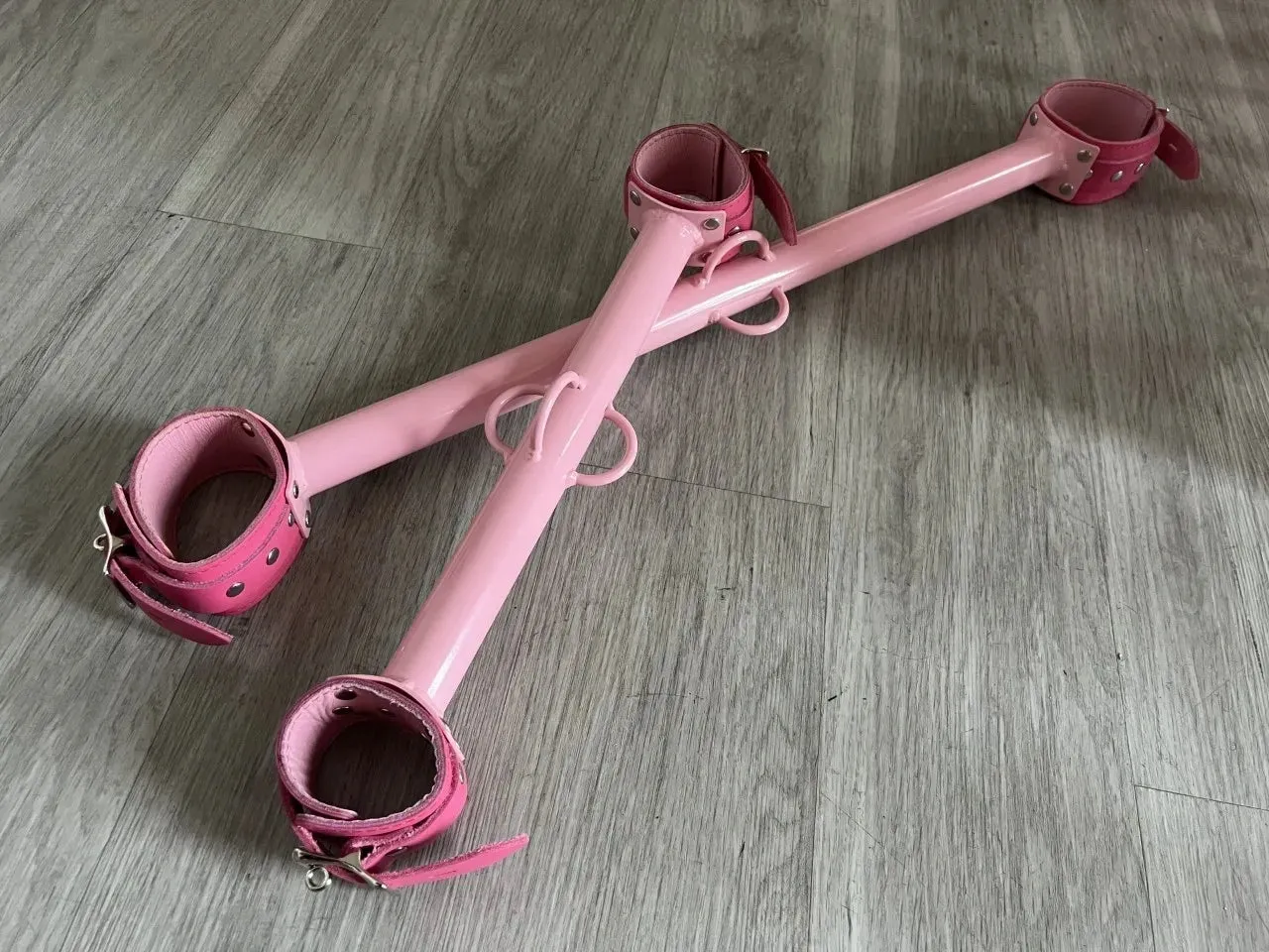 Big Barrel Bondage Spreader Bar w/ Restraint Cuffs