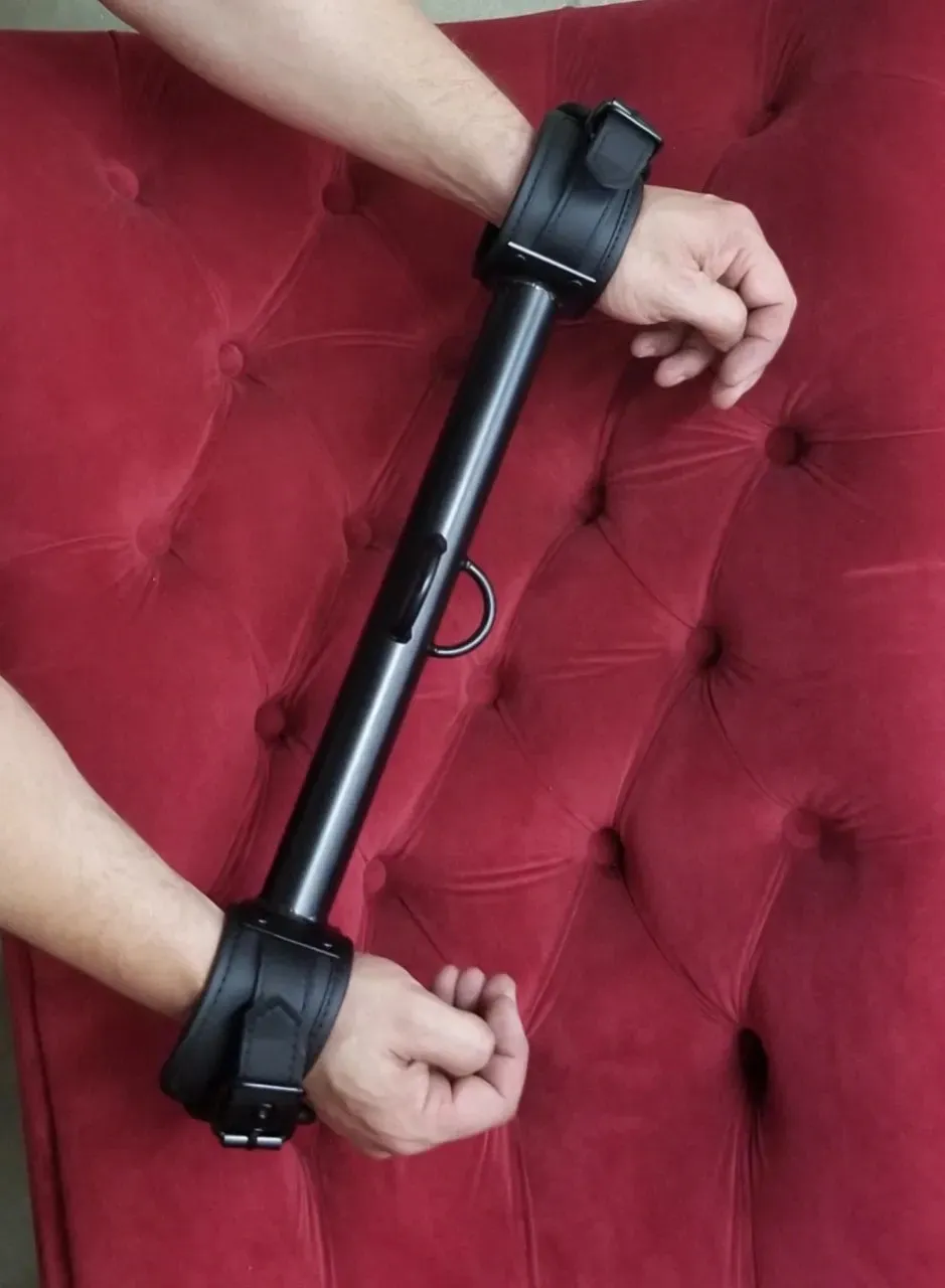 Big Barrel Bondage Spreader Bar w/ Restraint Cuffs