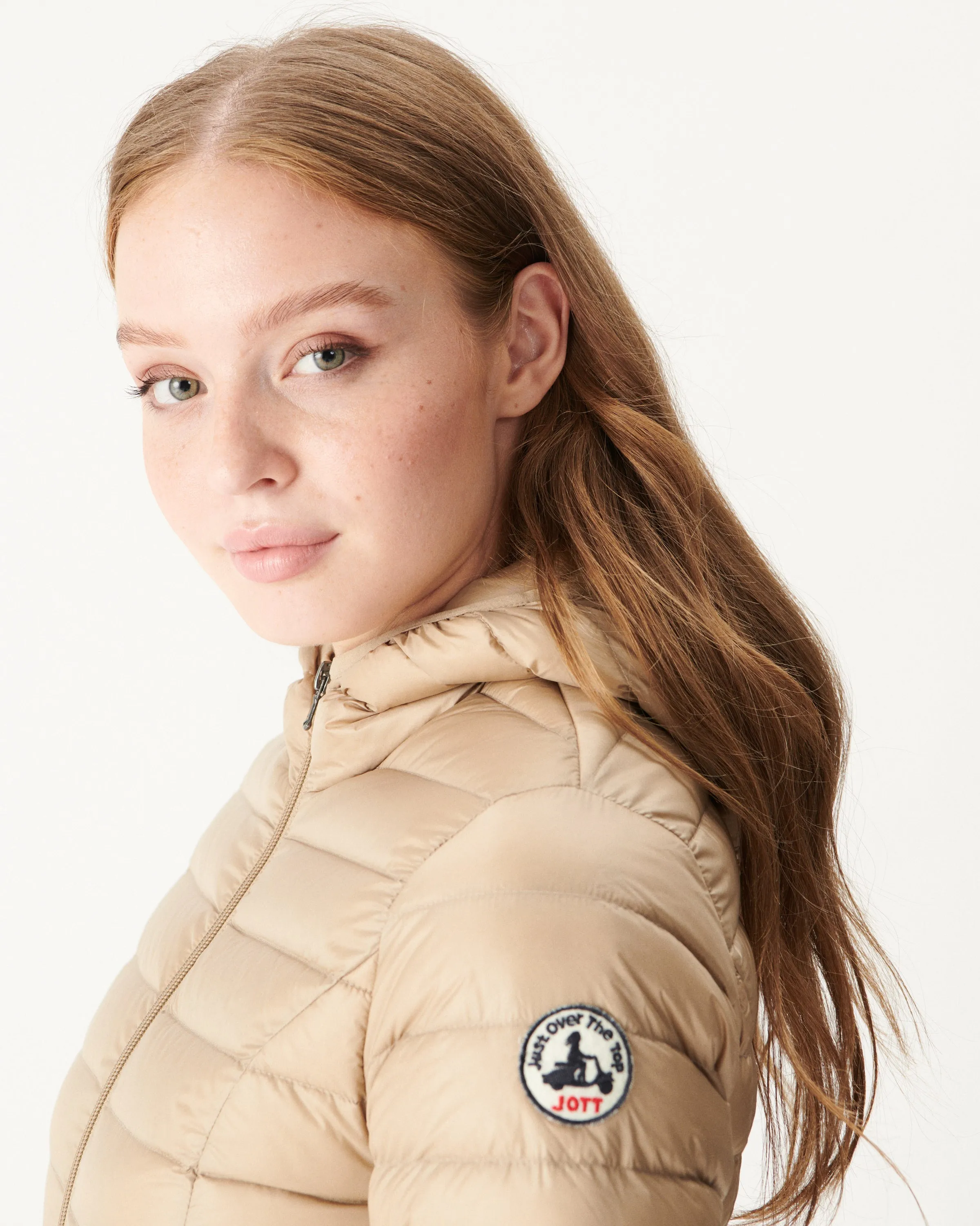 Lightweight hooded down jacket Beige Cloe