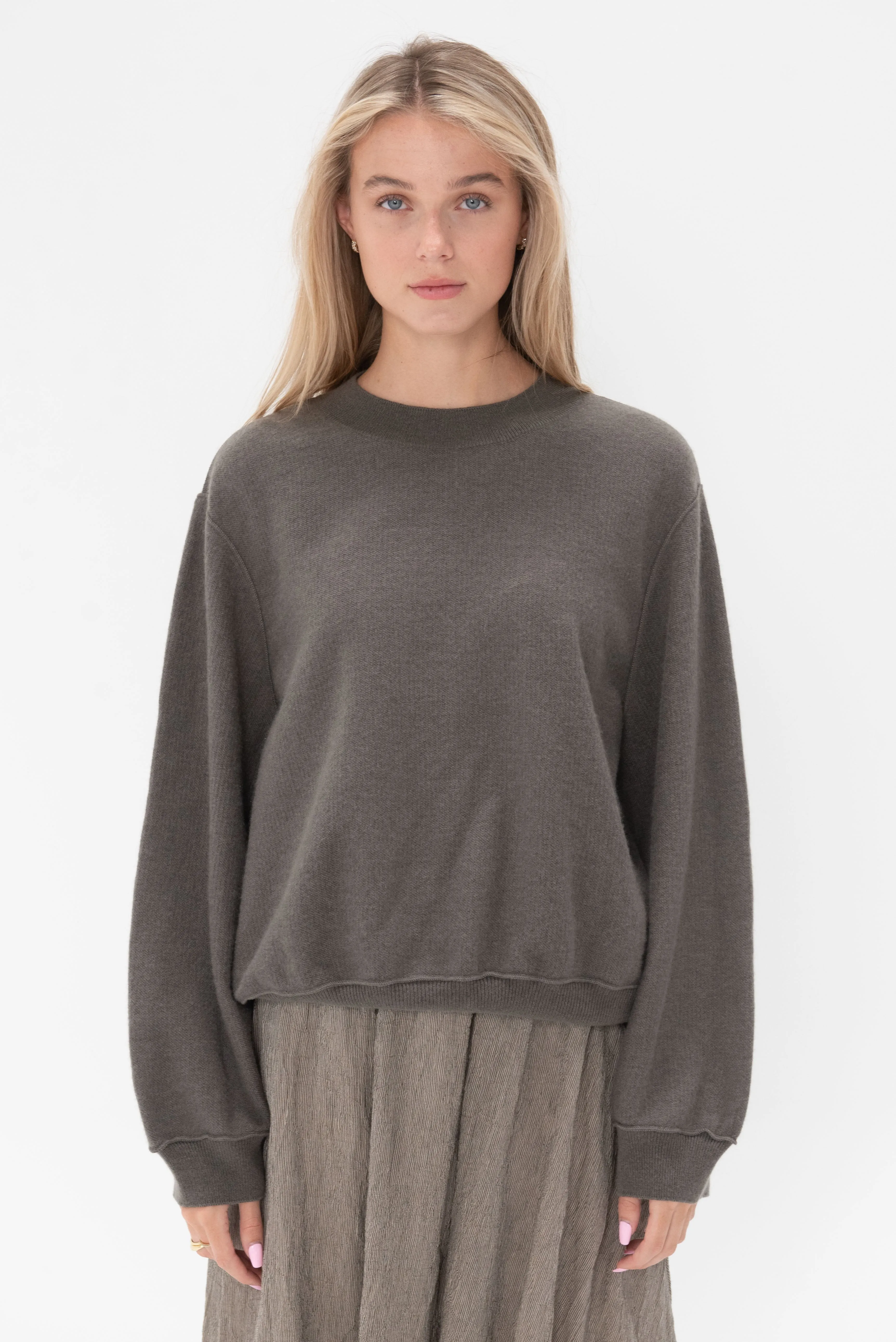 Regular Rounded Neck Sweater