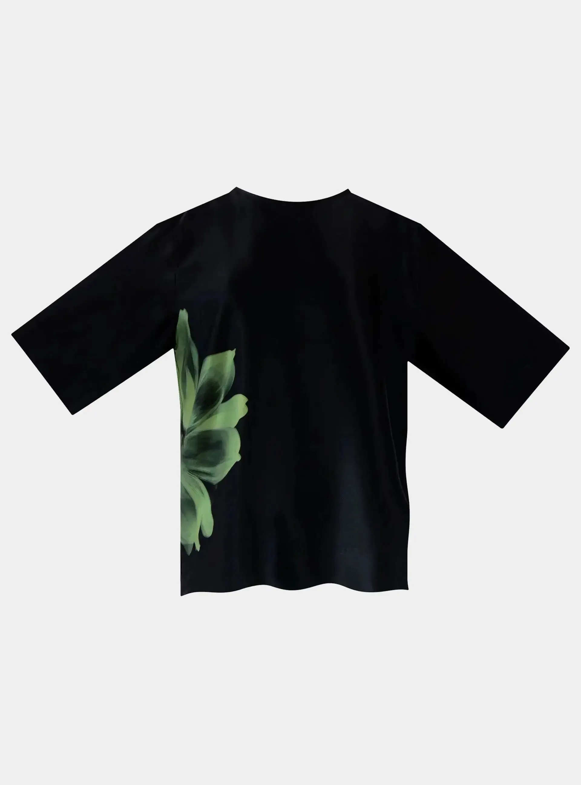 Silk Dreamscape T-Shirt Black Flowers