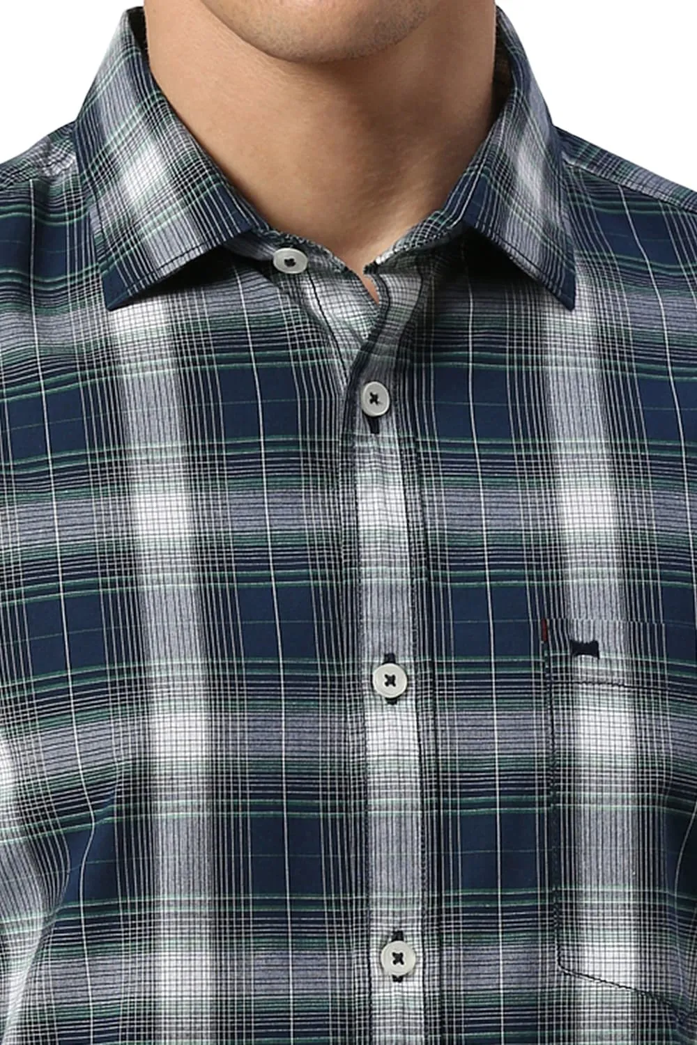 Slim Fit Cotton Fil-a-Fil Checks Halfsleeves Shirt