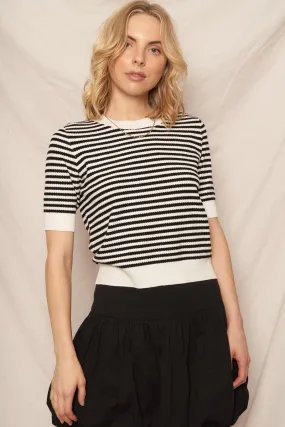 STRIPED SHORT SLEEVE CROP SWEATER