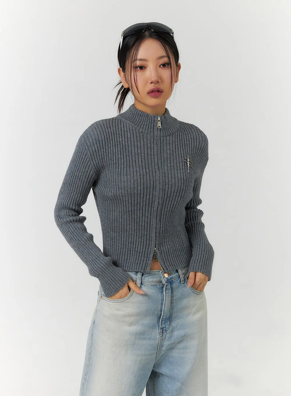 Turtle Neck Knit Zip Up Sweater CF405