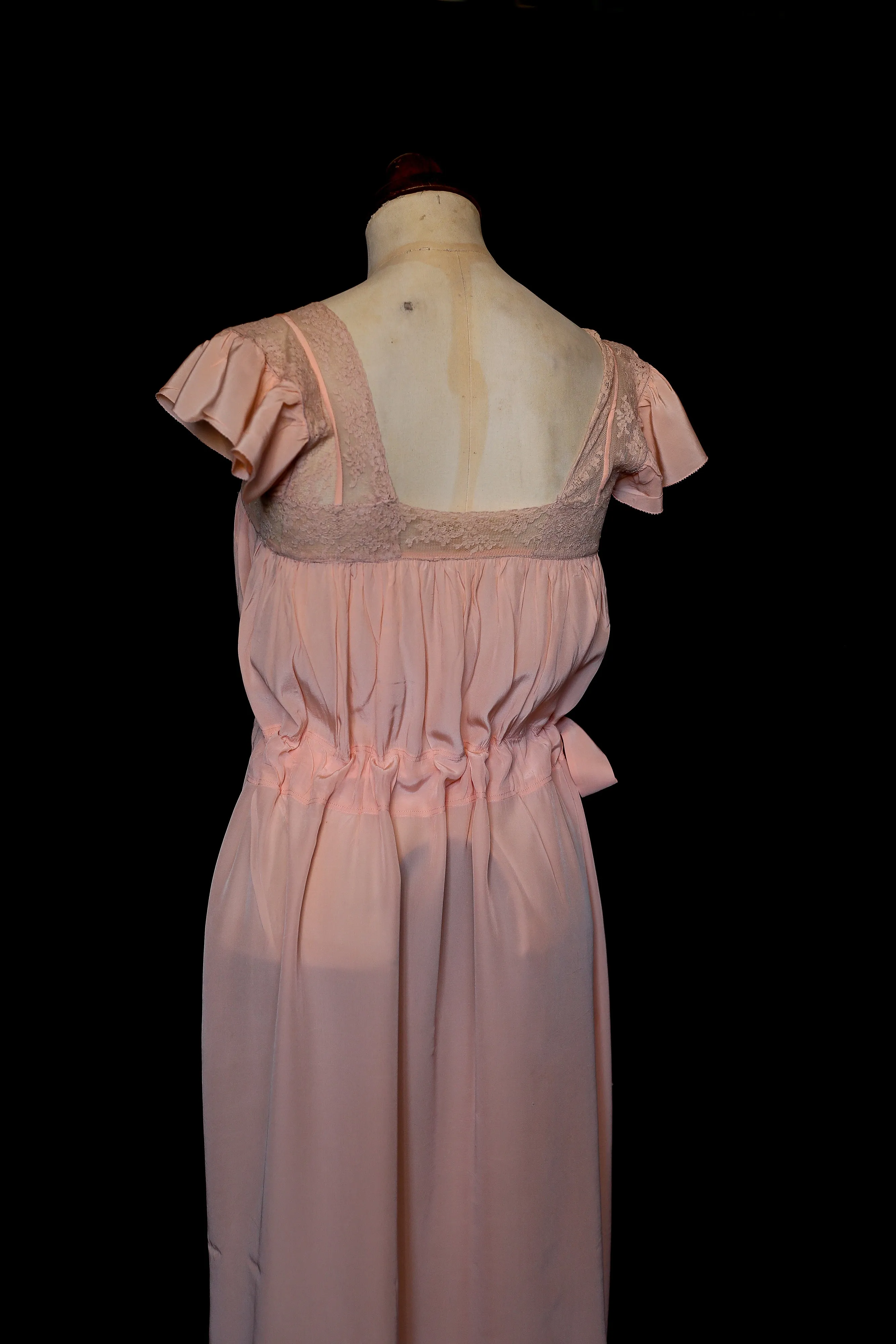 Vintage 1930s Peach Silk Night Dress