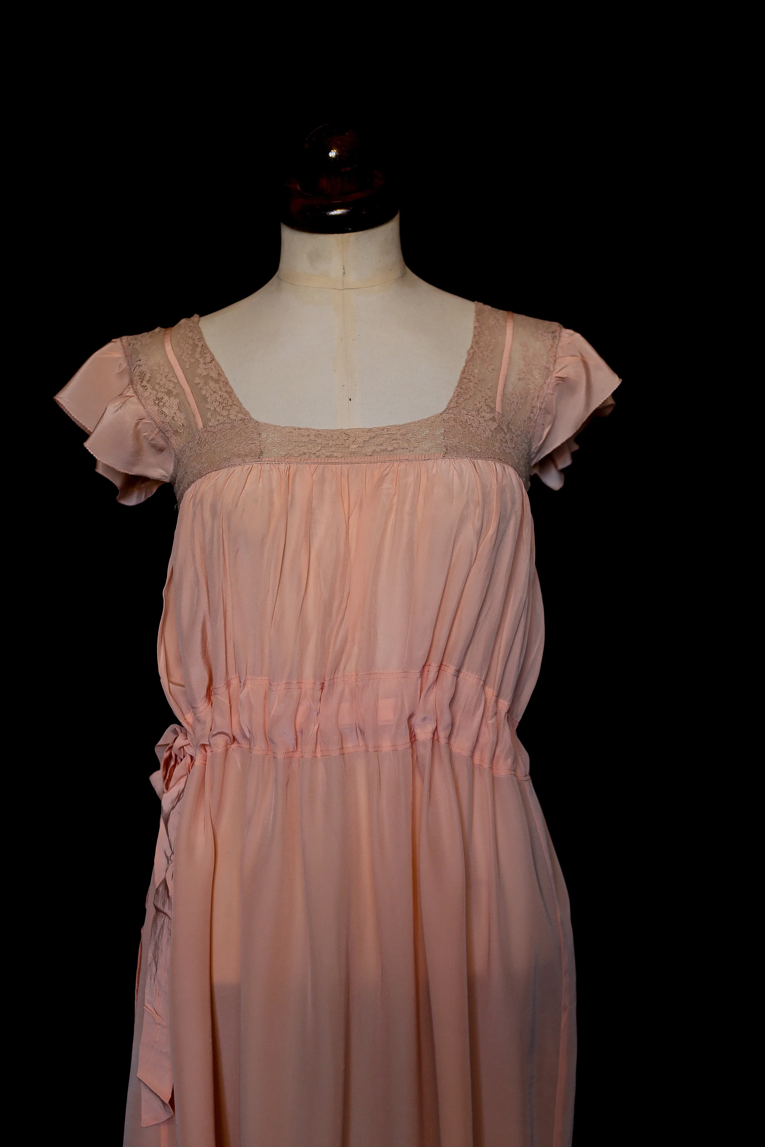 Vintage 1930s Peach Silk Night Dress