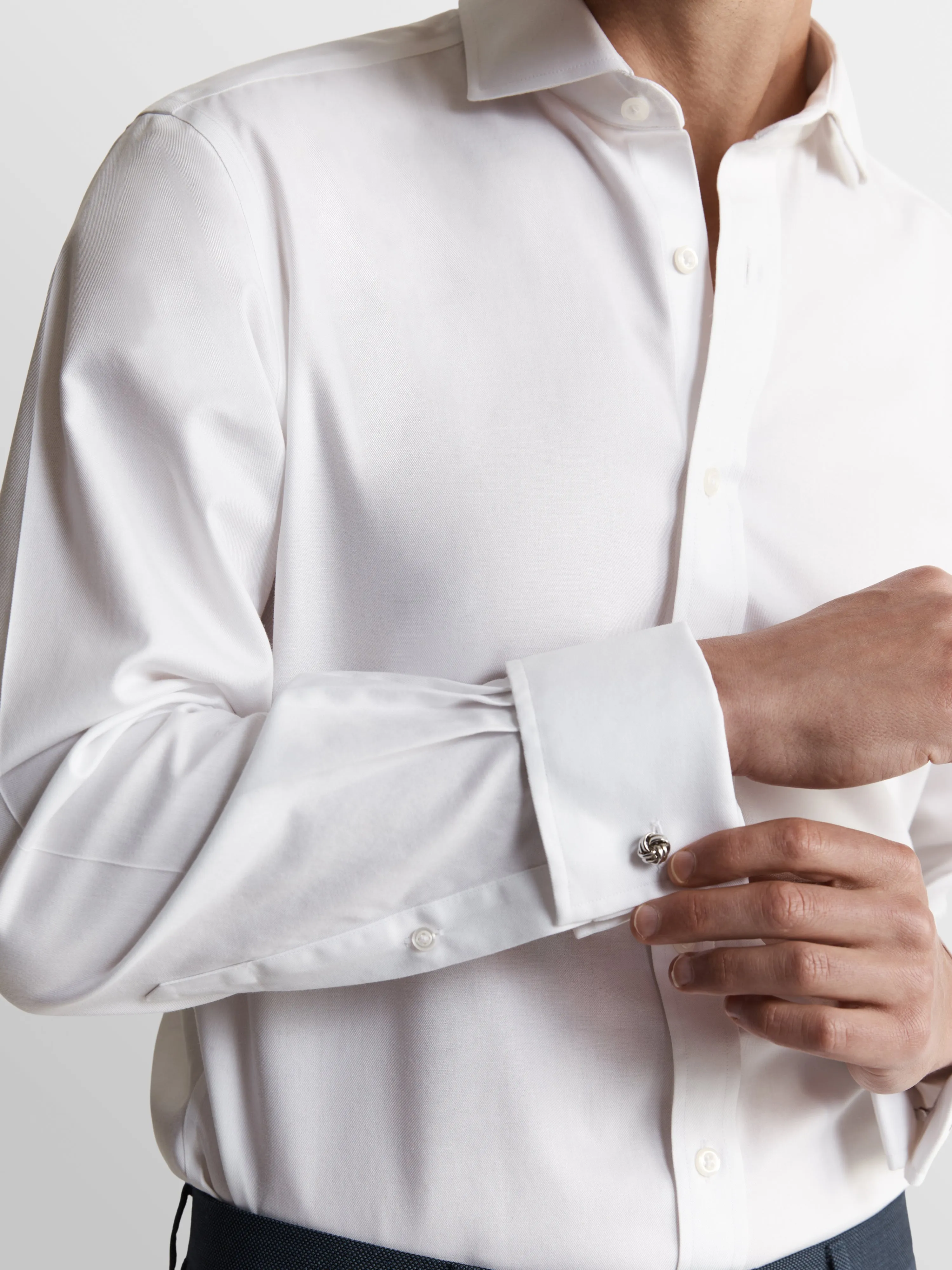 White Bold Twill Super Fitted Double Cuff Classic Collar Shirt